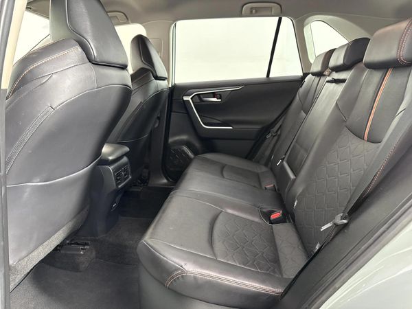 2023-Toyota-RAV4-25-GX-R-Hyrbid-CVT-E-Four image:3