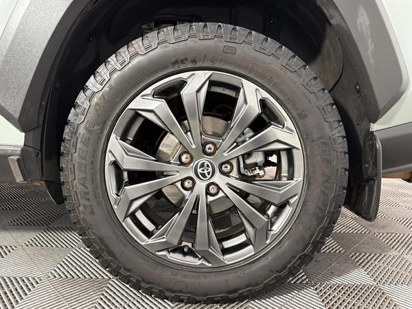 2023-Toyota-RAV4-25-GX-R-Hyrbid-CVT-E-Four image:6