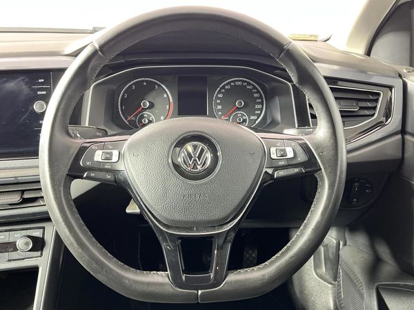 2018-Volkswagen-Polo-10-TSI-Highline-85kW image:11