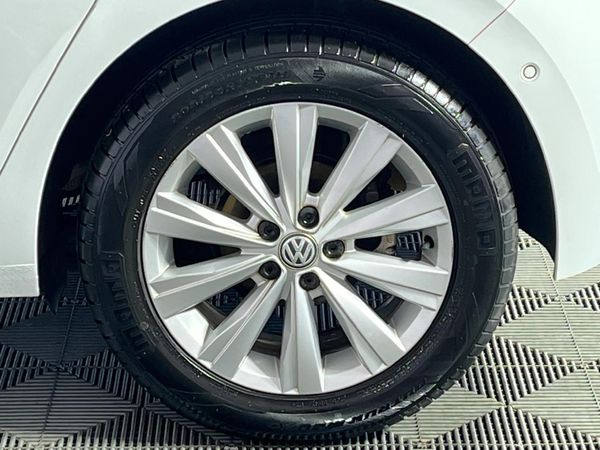 2018-Volkswagen-Polo-10-TSI-Highline-85kW image:6