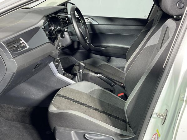 2018-Volkswagen-Polo-10-TSI-Highline-85kW image:8