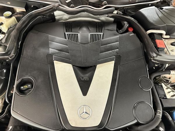 2011-Mercedes-Benz-C-Class-C-350-CDI-Avantgarde-Auto image:11