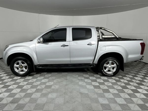 2016-Isuzu-KB-300-D-Teq-LX-Double-Cab image:18