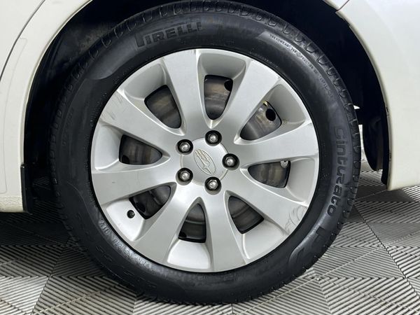 2009-Subaru-Impreza-20-R image:6