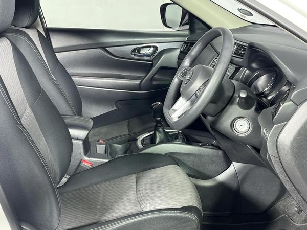 2021-Nissan-X-Trail-20-Visia image:9