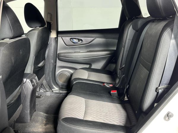 2021-Nissan-X-Trail-20-Visia image:3