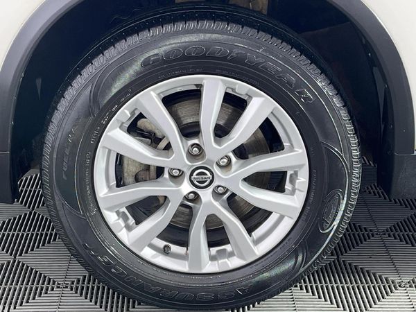 2021-Nissan-X-Trail-20-Visia image:4