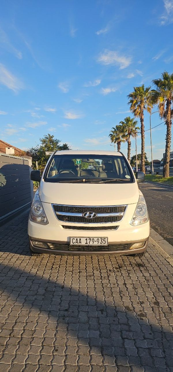 2013-Hyundai-H-1-25-CRDi-VGT-Wagon-Auto image:2