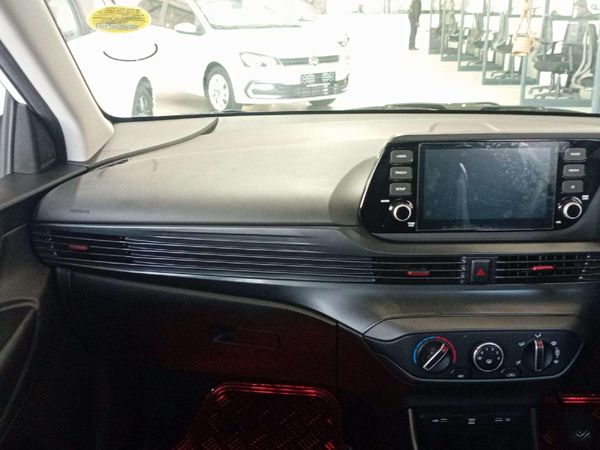 2023-Hyundai-i20-10-TGDI-Fluid image:16
