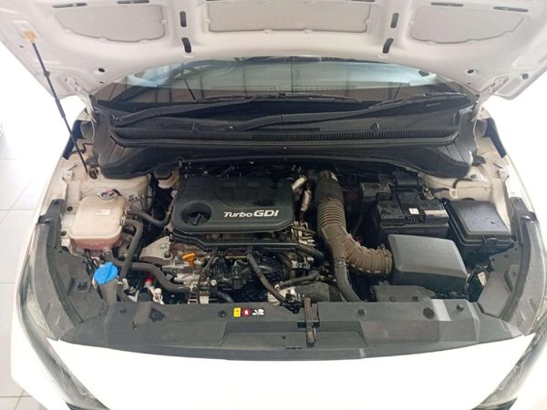 2023-Hyundai-i20-10-TGDI-Fluid image:8