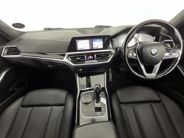 2021-BMW-3-Series-318i-Sport-Line image:1