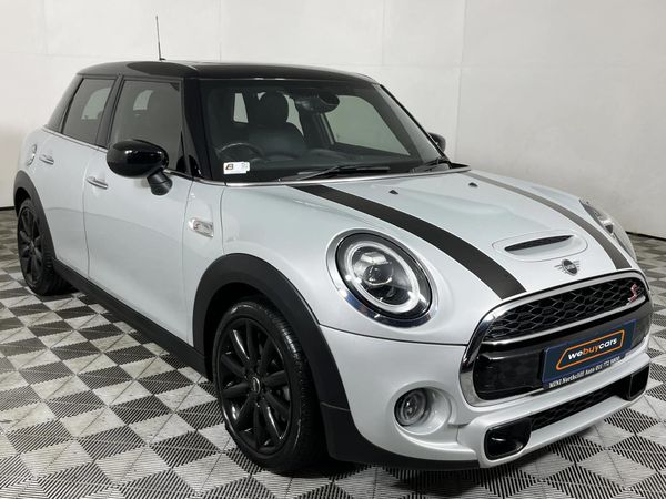 2019-MINI-Hatch-Cooper-S-5-dr-Auto image:15