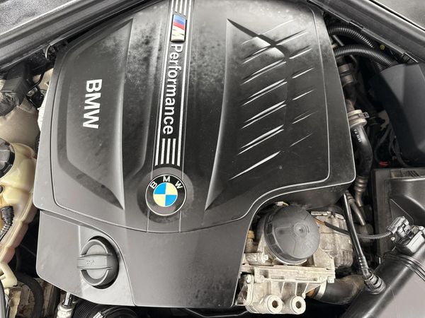 2015-BMW-2-Series-M235i-Coupe-Auto image:12