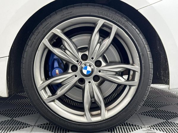 2015-BMW-2-Series-M235i-Coupe-Auto image:5
