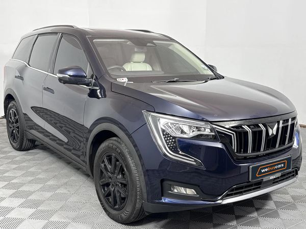 2023-Mahindra-XUV-700-20-AX7L-Auto-7-Seat image:16