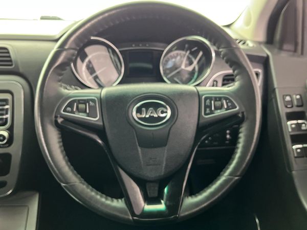 2023-JAC-T6-20-WT-Lux-Double-Cab image:11