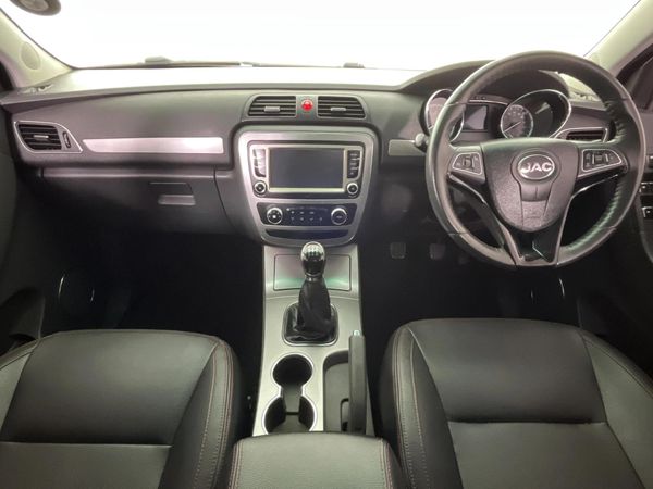 2023-JAC-T6-20-WT-Lux-Double-Cab image:1