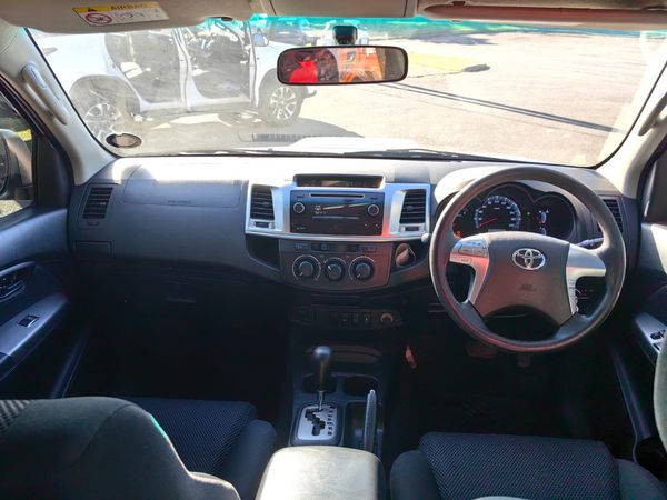 2014-Toyota-Fortuner-25-D-4D-Raised-Body-Auto image:11