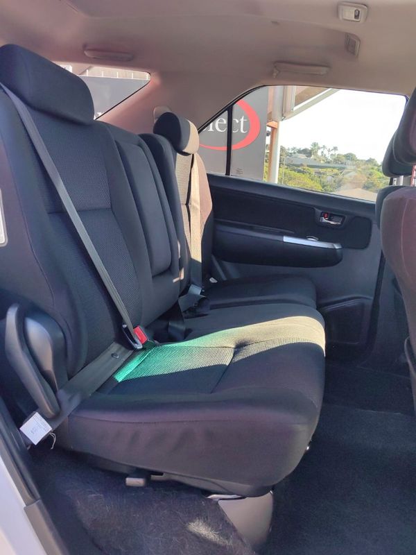 2014-Toyota-Fortuner-25-D-4D-Raised-Body-Auto image:12