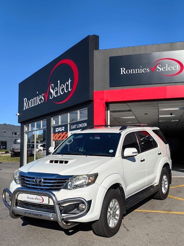 2014-Toyota-Fortuner-25-D-4D-Raised-Body-Auto image:1