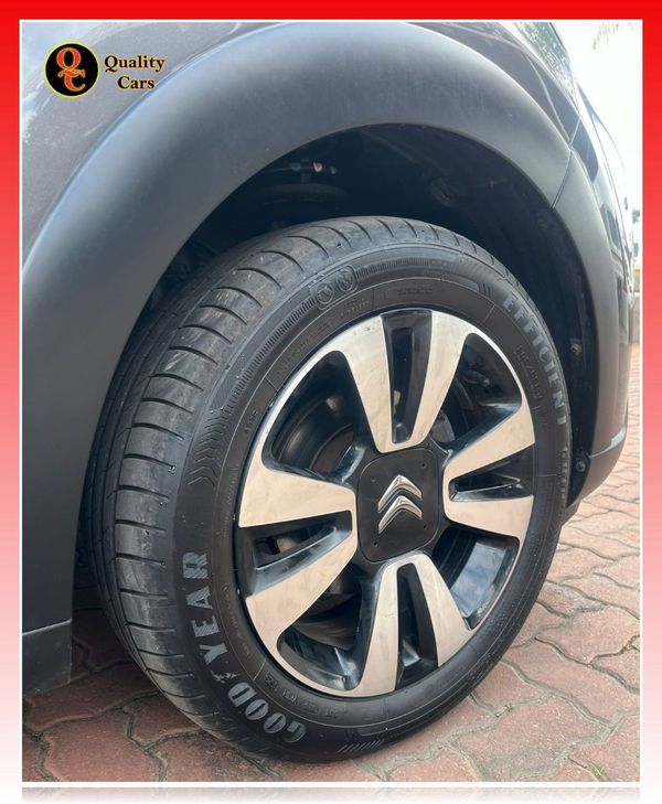 2020-Citroen-C3-12-PureTech-Feel-60kW image:10