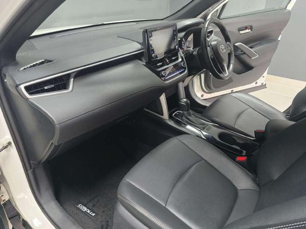 2024-Toyota-Corolla-Cross-18-XS image:14