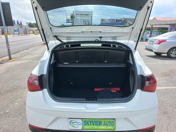 2022-Hyundai-i20-14-Motion-Auto image:10
