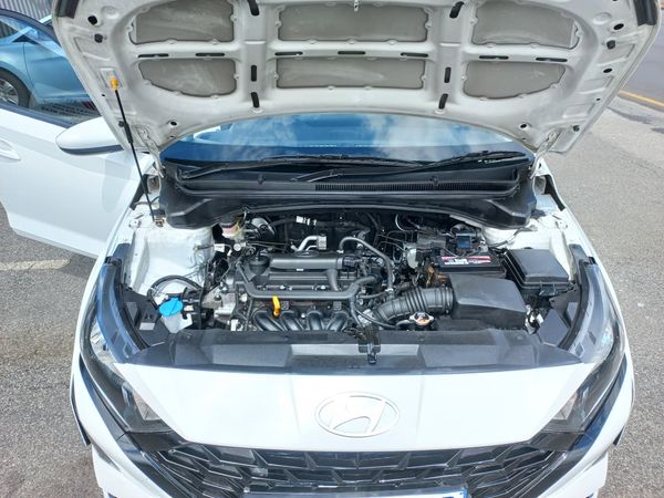 2022-Hyundai-i20-14-Motion-Auto image:17
