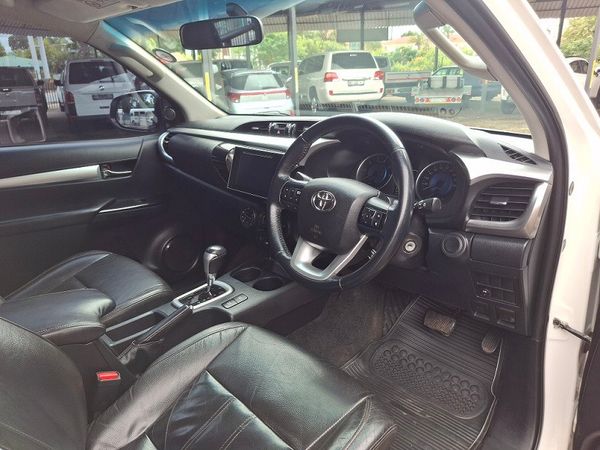2018-Toyota-Hilux-28-GD-6-Raised-Body-Raider-Auto-Extended-Cab image:4