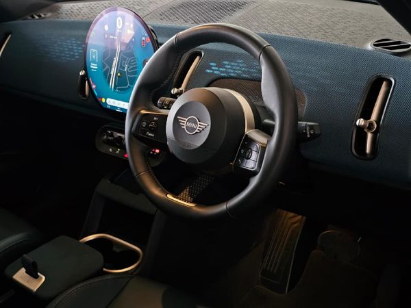 2024-MINI-Countryman-Cooper-C-u25 image:17
