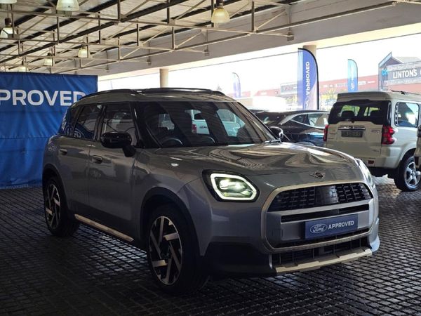 2024-MINI-Countryman-Cooper-C-u25 image:2