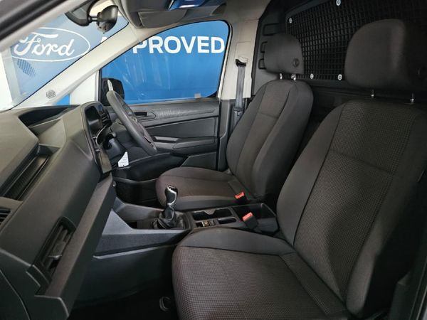 2025-Volkswagen-Caddy-Cargo-20-TDI-81kw-Panel-Van image:9