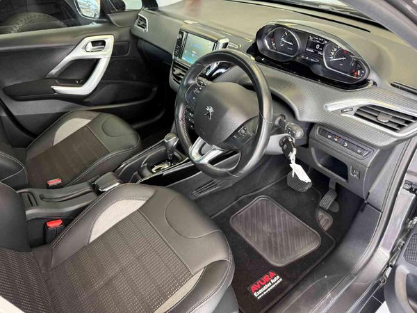 2021-Peugeot-2008-12T-Allure-Auto image:9