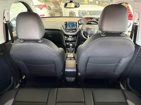 2021-Peugeot-2008-12T-Allure-Auto image:12