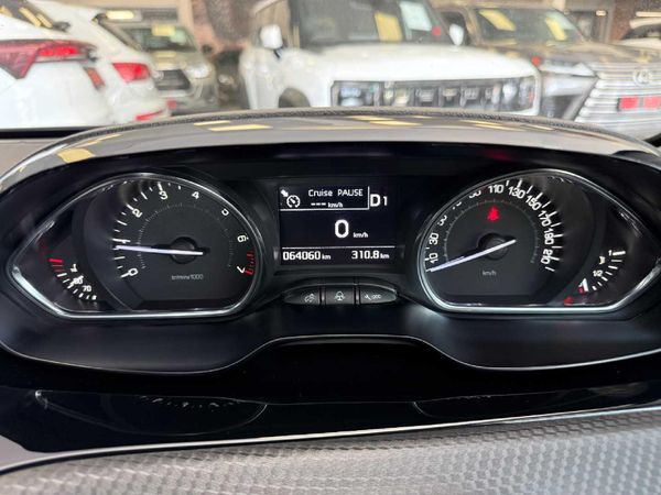 2021-Peugeot-2008-12T-Allure-Auto image:5