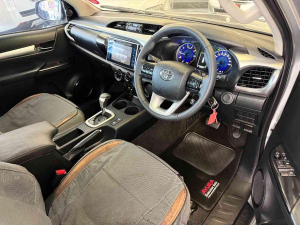 2018-Toyota-Hilux-28-GD-6-Raised-Body-Raider-Auto-Extended-Cab image:12