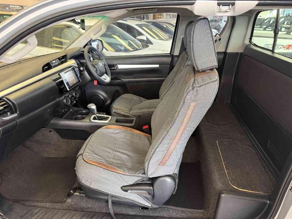 2018-Toyota-Hilux-28-GD-6-Raised-Body-Raider-Auto-Extended-Cab image:14