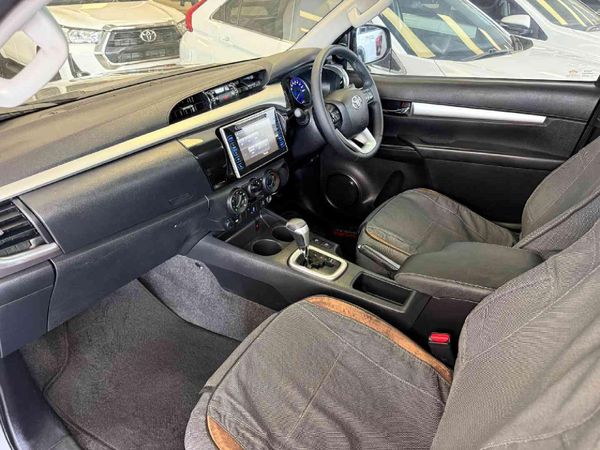 2018-Toyota-Hilux-28-GD-6-Raised-Body-Raider-Auto-Extended-Cab image:15