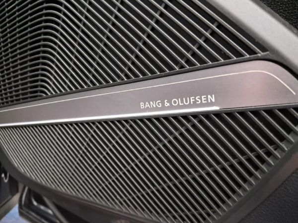 2025-Audi-Q5-Sportback-quattro-S-Line-Auto-40-TDI image:21