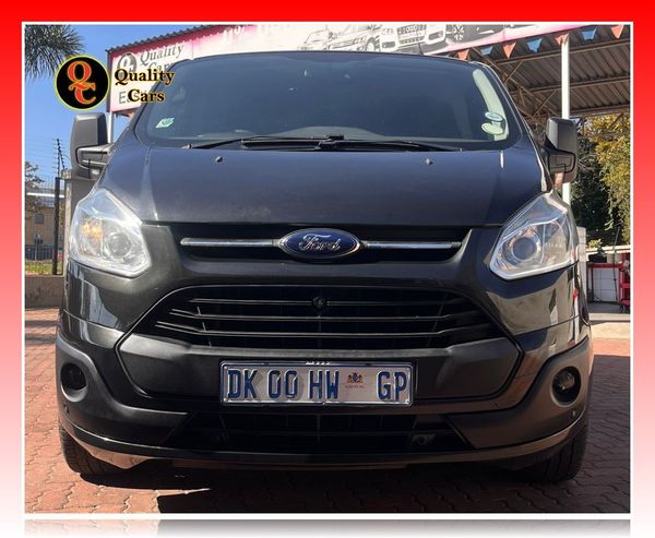 2014-Ford-Tourneo-Custom-LTD-22-TDCi-SWB-114kW image:9