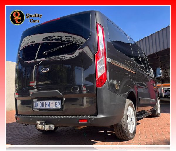 2014-Ford-Tourneo-Custom-LTD-22-TDCi-SWB-114kW image:12