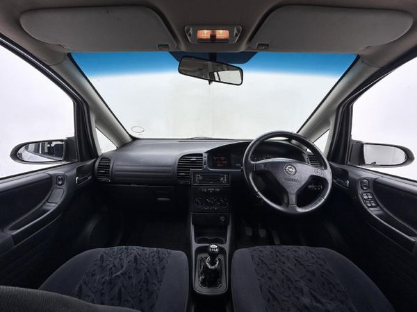2003-Opel-Zafira-18i-CD image:10