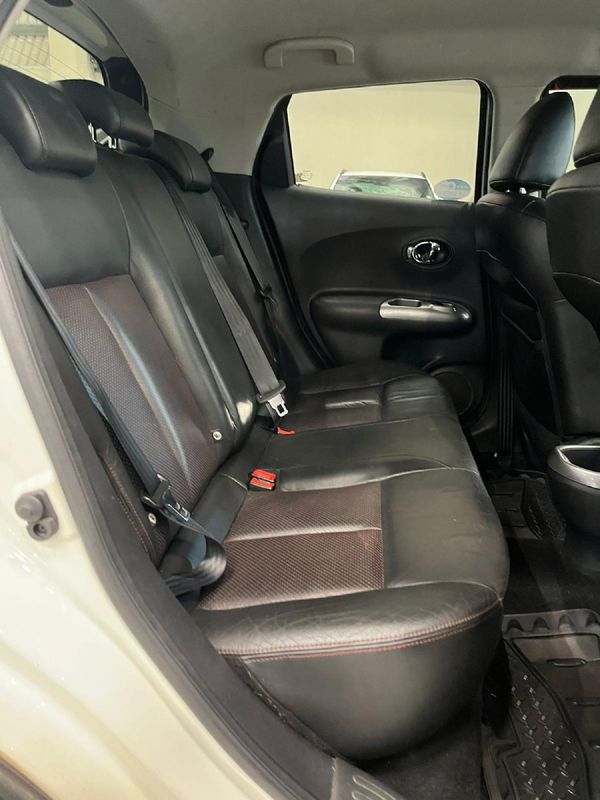 2013-Nissan-Juke-16-Dig-T-Tekna-AWD-Auto image:11
