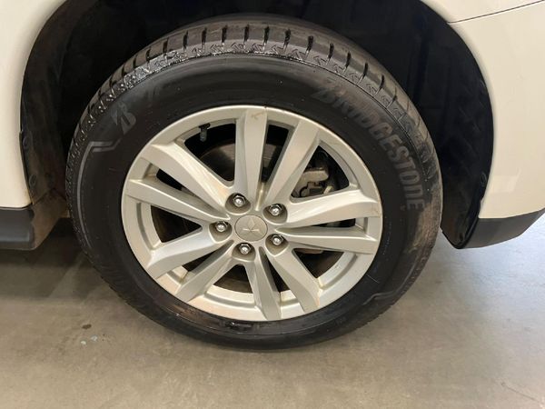 2013-Mitsubishi-ASX-20-GLS-Auto image:8