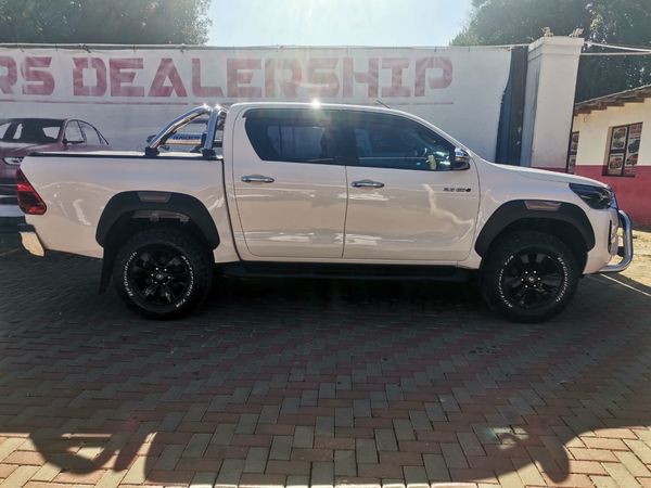 2016-Toyota-Hilux-28-GD-6-Raider-4x4-Double-Cab-Diesel-Manual image:6