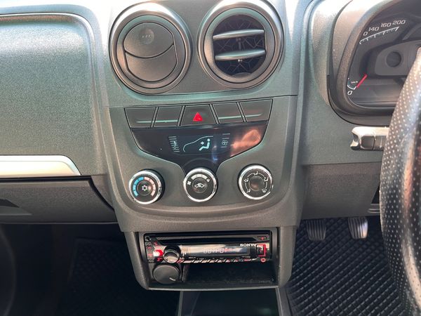 2014-Chevrolet-Utility-14-AC image:8