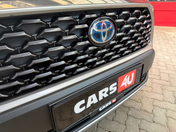 2022-Toyota-Corolla-Cross-18-XS-Hybrid image:23