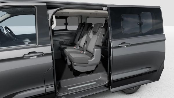 2026-Volkswagen-Kombi-20TDI-Edition-Auto image:3
