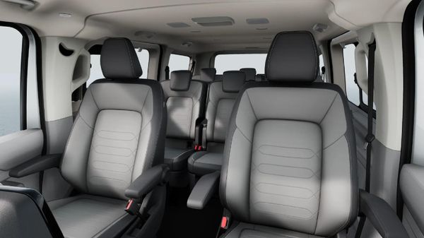 2026-Volkswagen-Kombi-20TDI-Life-Auto-125kw image:13