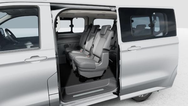 2026-Volkswagen-Kombi-20TDI-Life-Auto-125kw image:3